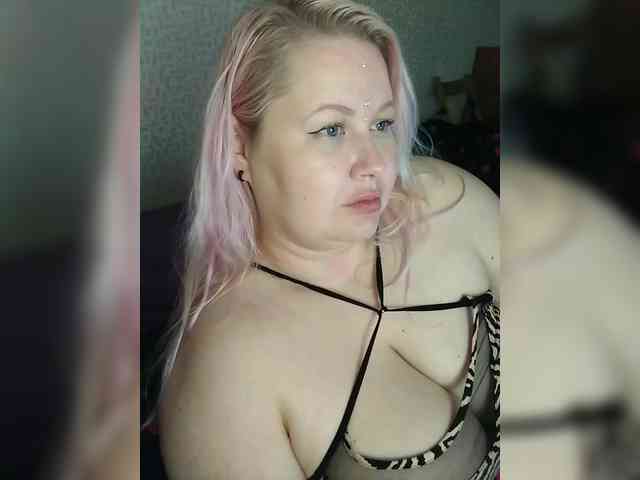 SashaLyubov webcam