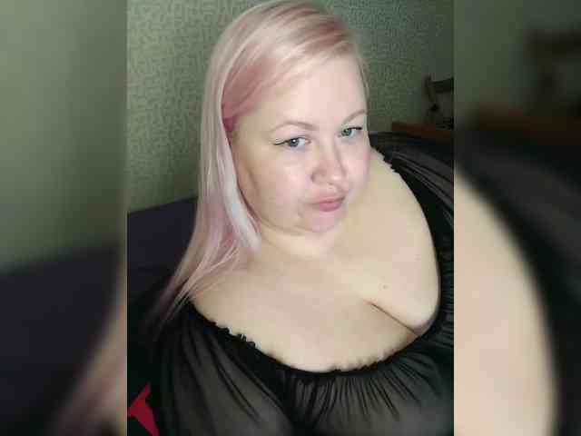 SashaLyubov webcam