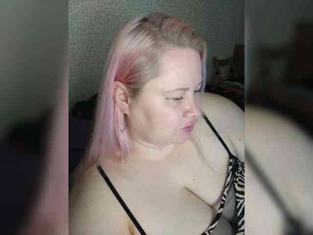 SashaLyubov webcam