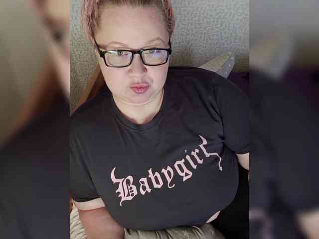 SashaLyubov webcam