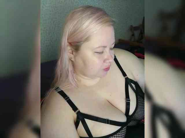 SashaLyubov webcam