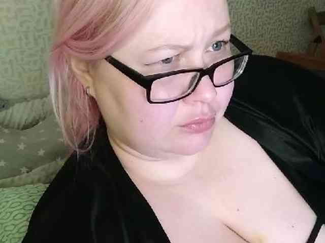 SashaLyubov webcam