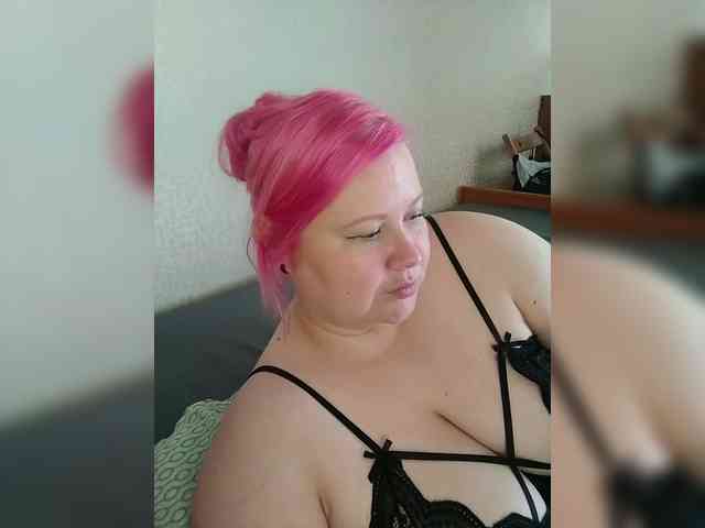 SashaLyubov webcam