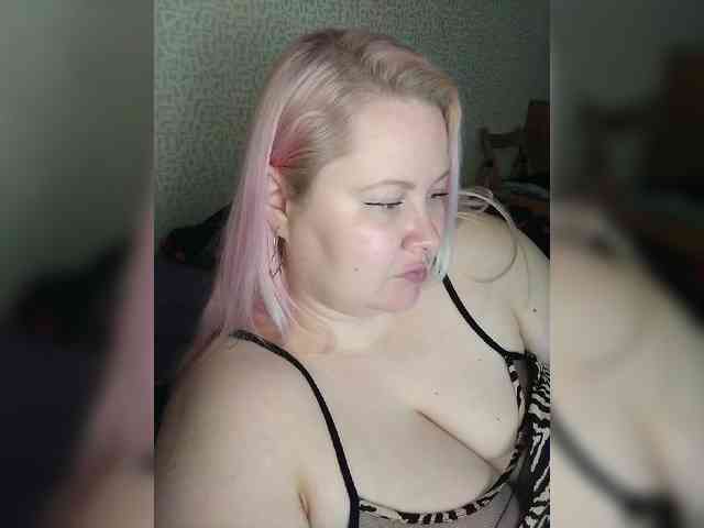 SashaLyubov webcam