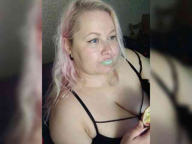 SashaLyubov webcam