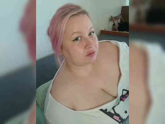 SashaLyubov webcam