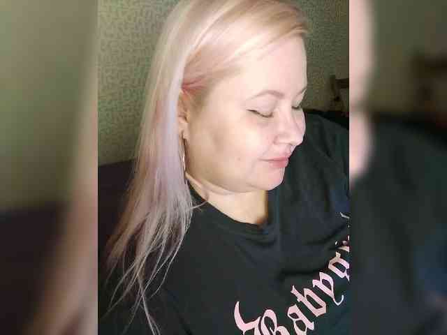 SashaLyubov webcam