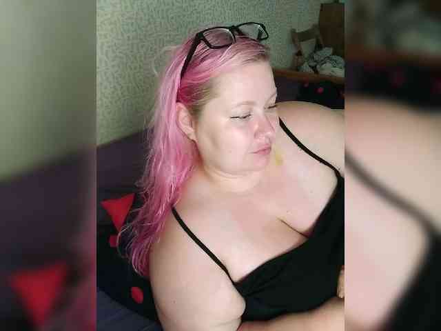 SashaLyubov webcam