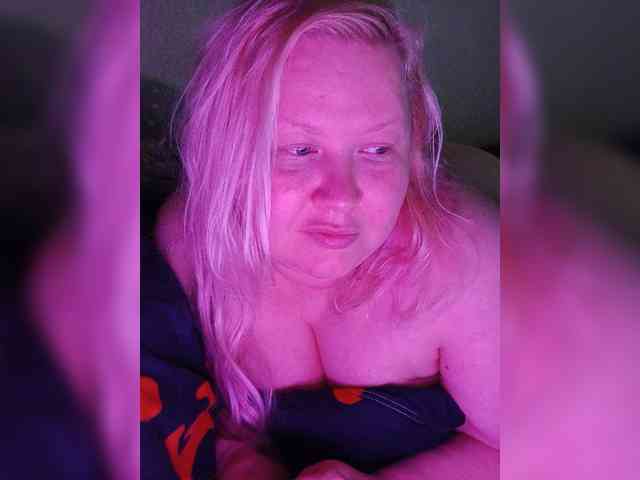 SashaLyubov webcam