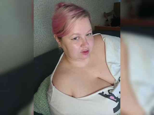 SashaLyubov webcam