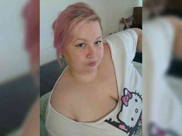 SashaLyubov webcam