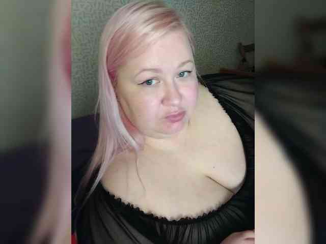 SashaLyubov webcam