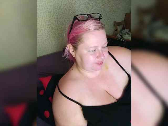 SashaLyubov webcam