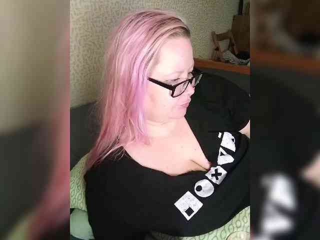 SashaLyubov webcam