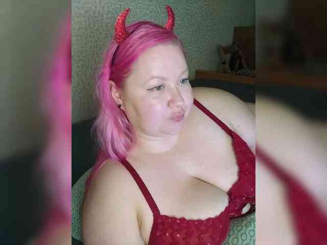 SashaLyubov webcam