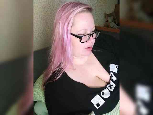 SashaLyubov webcam