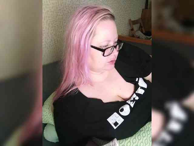 SashaLyubov webcam
