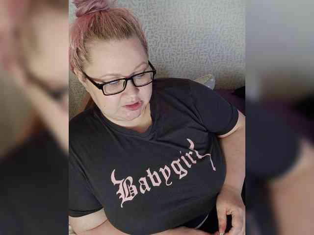 SashaLyubov webcam