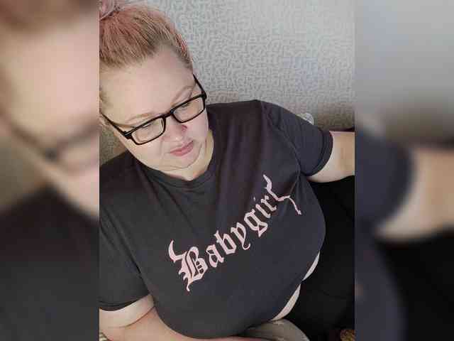 SashaLyubov webcam