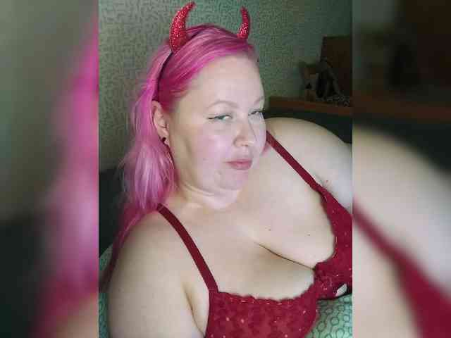 SashaLyubov webcam