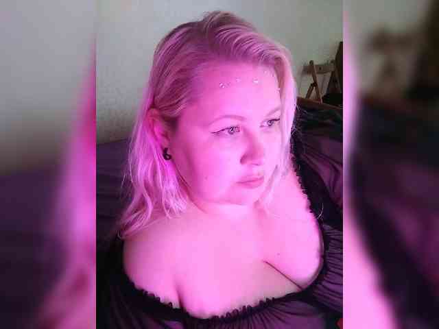 SashaLyubov webcam