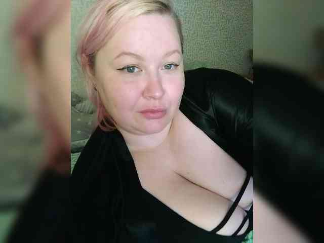 SashaLyubov webcam