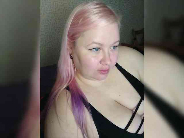 SashaLyubov webcam