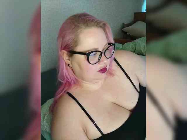 SashaLyubov webcam