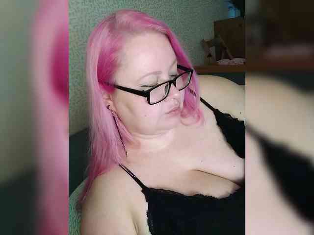 SashaLyubov webcam
