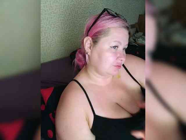 SashaLyubov webcam