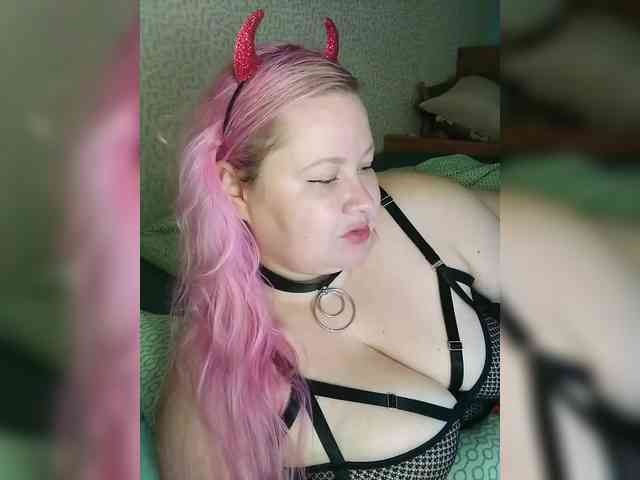 SashaLyubov webcam