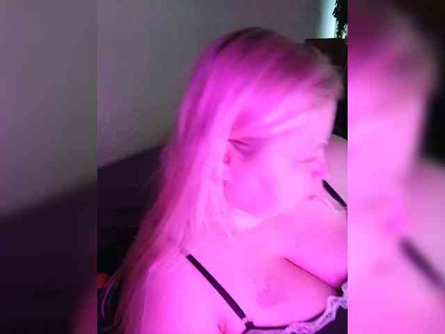 SashaLyubov webcam