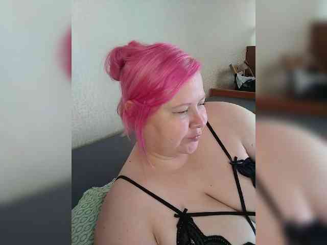 SashaLyubov webcam