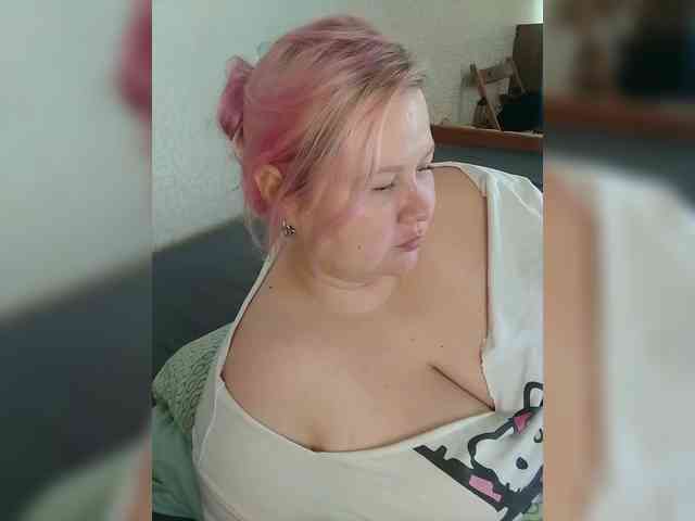 SashaLyubov webcam