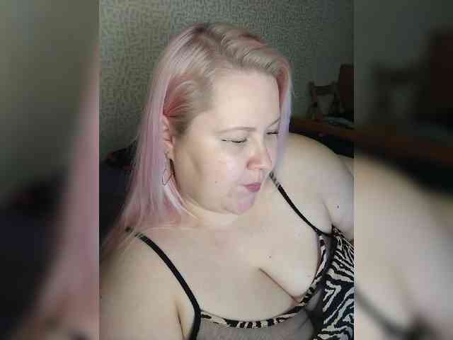 SashaLyubov webcam