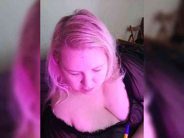 SashaLyubov webcam