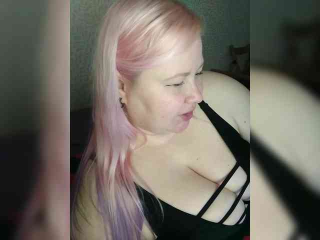SashaLyubov webcam