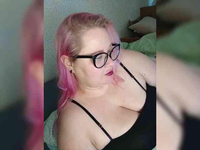 SashaLyubov webcam