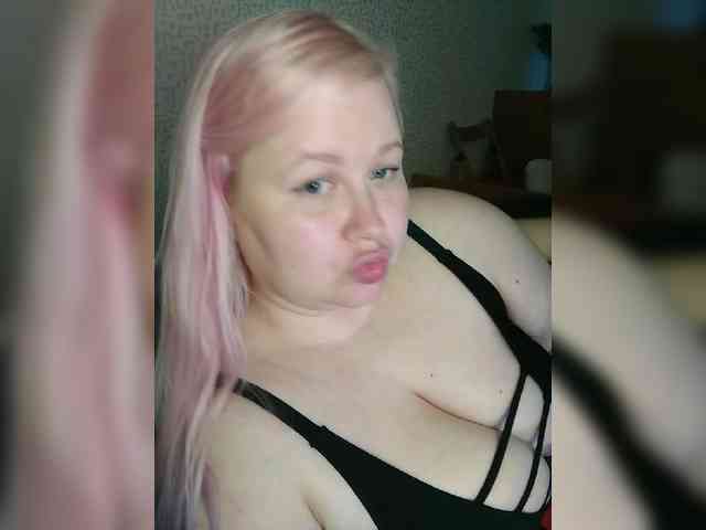 SashaLyubov webcam