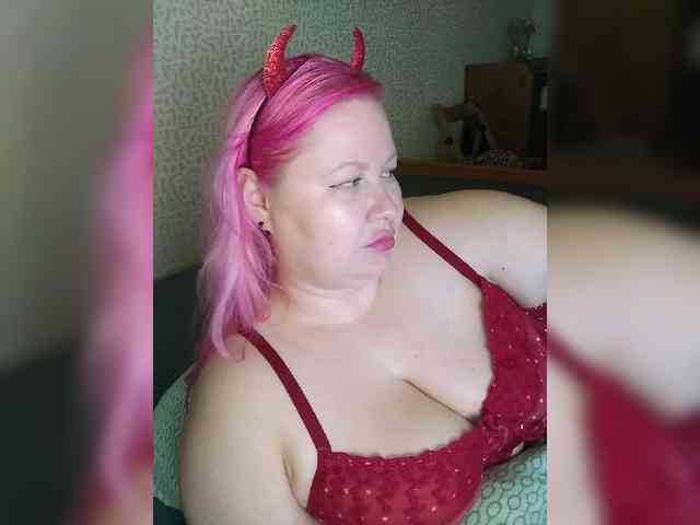 SashaLyubov webcam