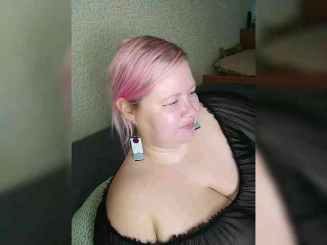 SashaLyubov webcam