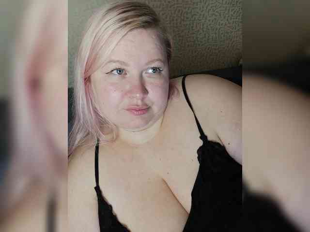 SashaLyubov webcam