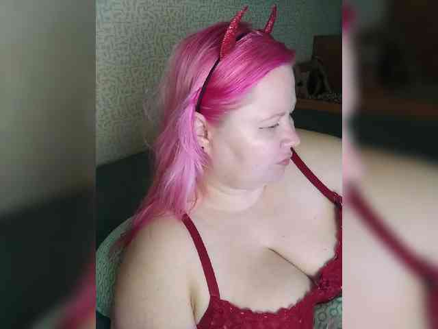 SashaLyubov webcam
