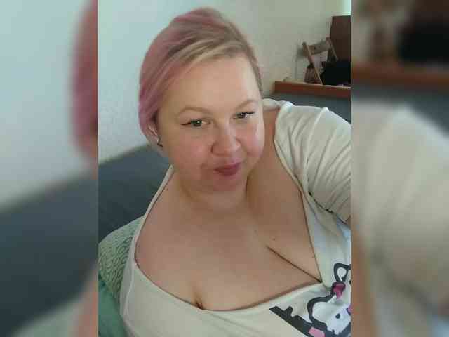 SashaLyubov webcam