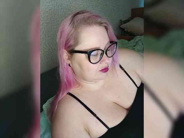 SashaLyubov webcam