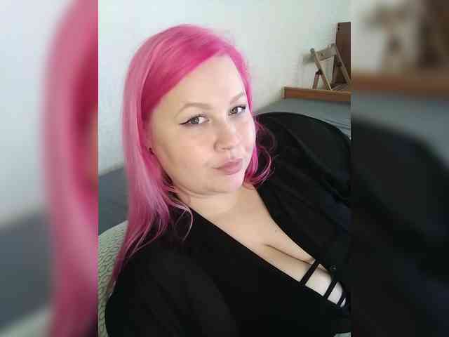 SashaLyubov webcam