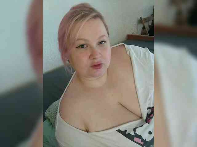 SashaLyubov webcam