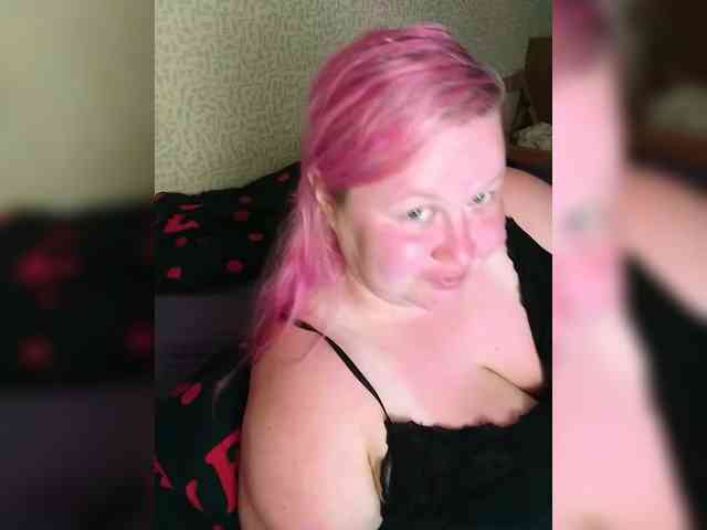 SashaLyubov webcam