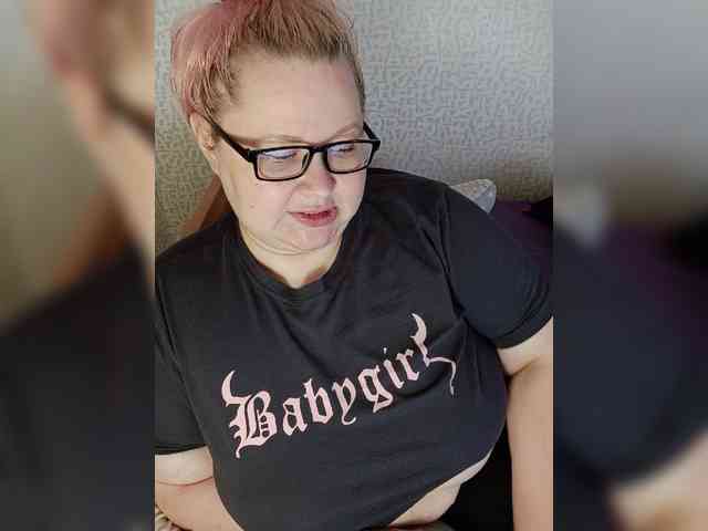 SashaLyubov webcam