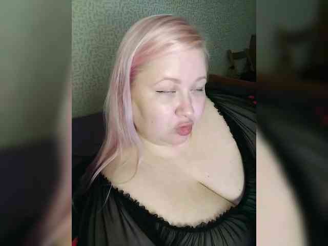 SashaLyubov webcam